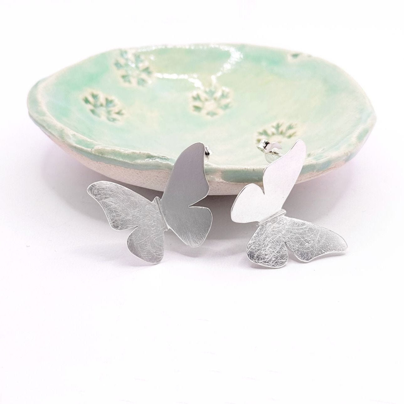 Pendientes MARIPOSA ༊·˚ MEDIO