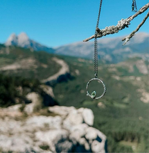 Cargar imagen en el visor de la galería, Penjoll Cadí amb fulla de PERIDOT
