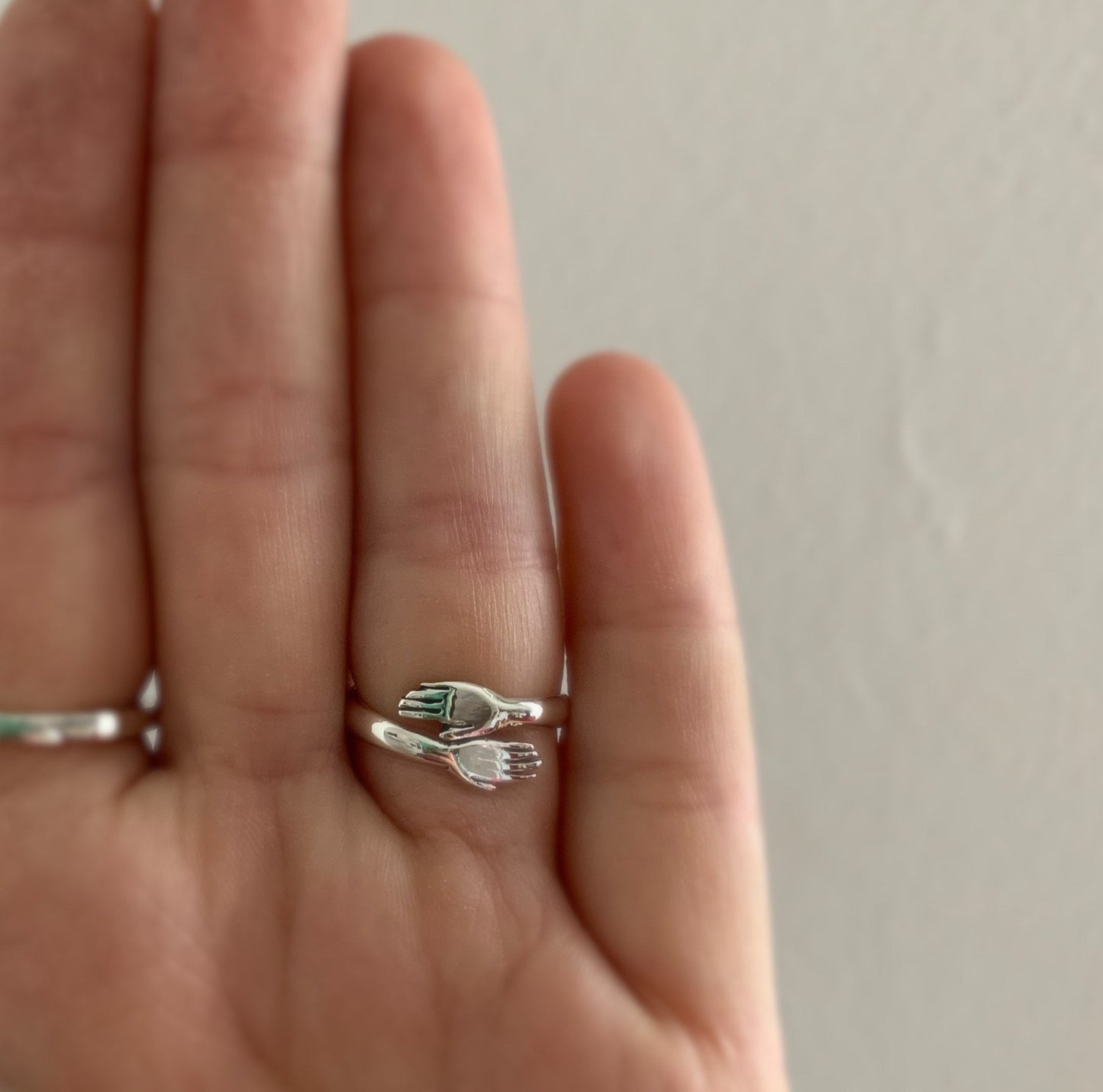 Abraçada de plata