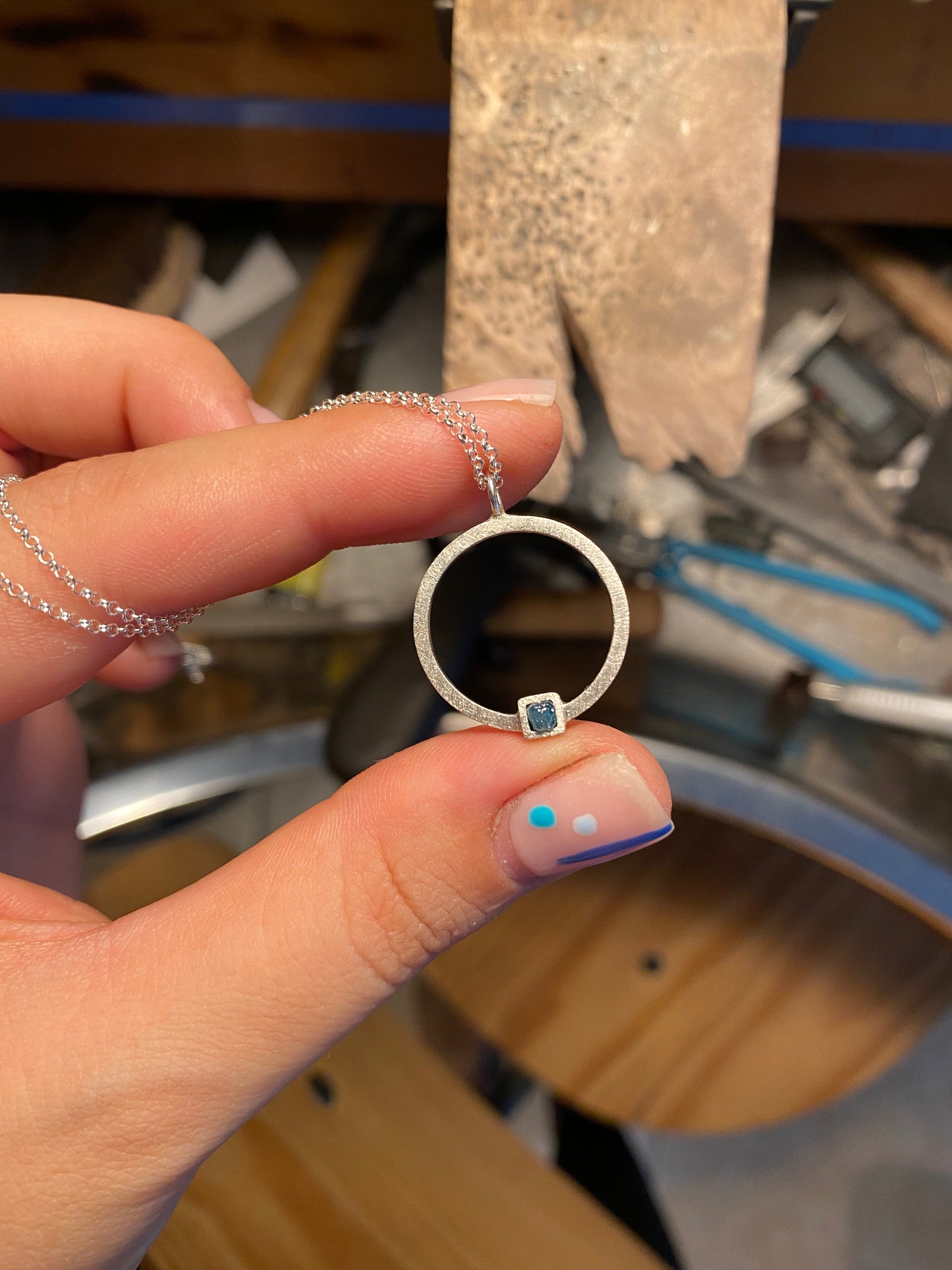 Penjoll DOT □ amb diamant en brut BLAU