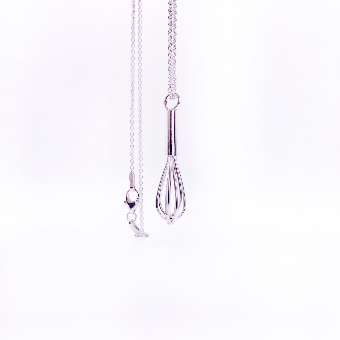 collar pastelero, collar pastelera, penjoll pastissera
